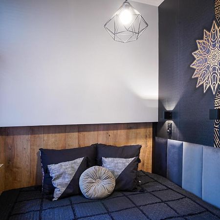 Apartament Z Jacuzzi W Centrum Sanoka מראה חיצוני תמונה