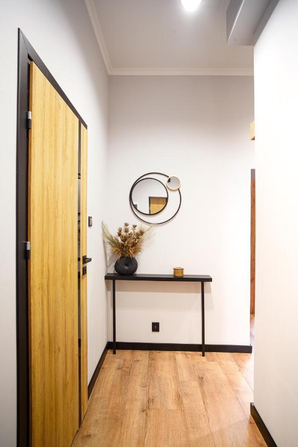 Apartament Z Jacuzzi W Centrum Sanoka מראה חיצוני תמונה